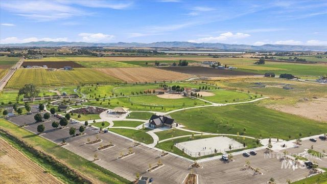14469 Bighorn Dr, Nampa, ID 83651