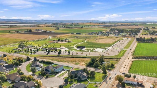 14469 Bighorn Dr, Nampa, ID 83651