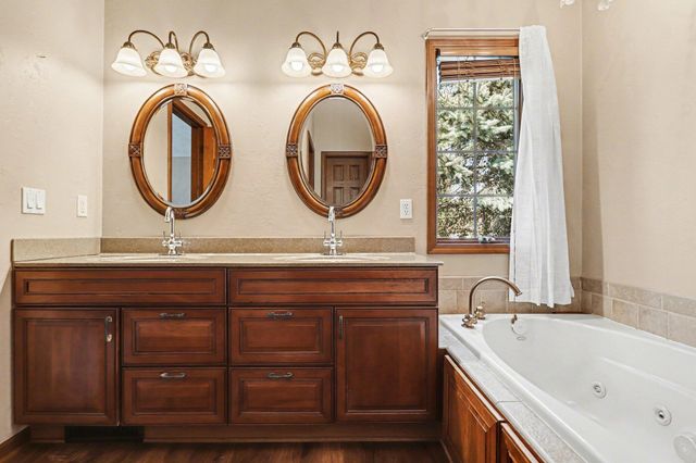 52 E Acacia Boulevard, Battle Creek City, MI 49015