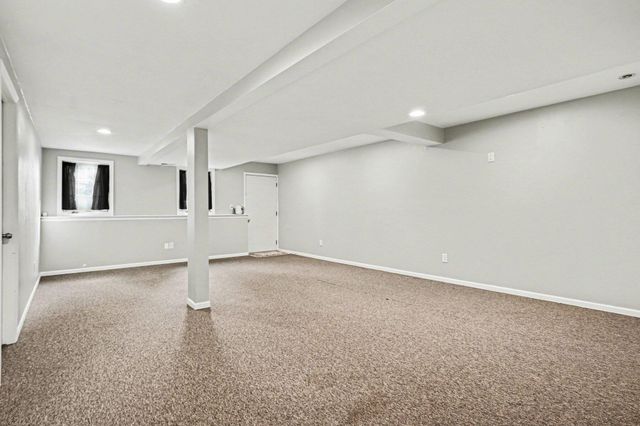 52 E Acacia Boulevard, Battle Creek City, MI 49015