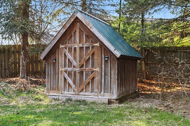 52 E Acacia Boulevard, Battle Creek City, MI 49015