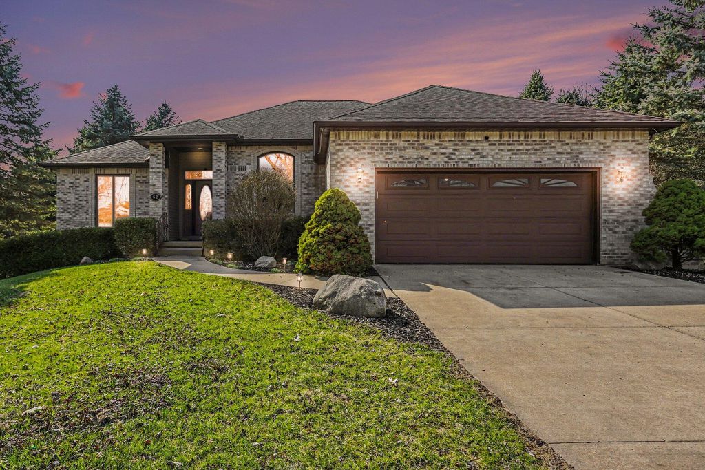 52 E Acacia Boulevard, Battle Creek City, MI 49015