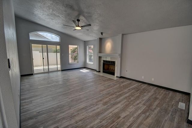 7204 Quail Springs Place NE, Albuquerque, NM 87113