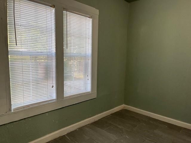 1806 N Avenue S, Freeport, TX 77541