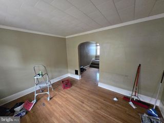 607 E MARKET ST, Pottsville, PA 17901