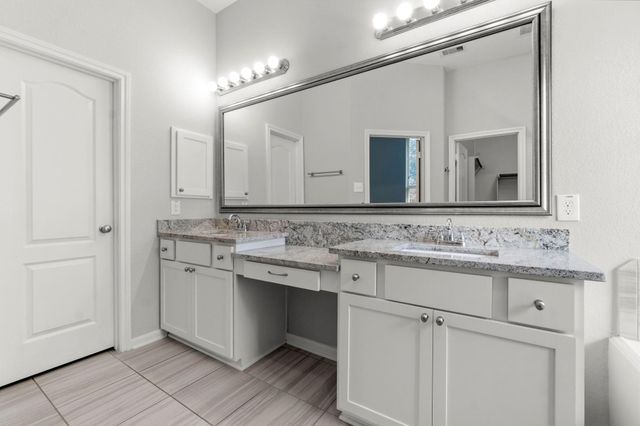 127 Fox Trail Road, Montgomery, TX 77316