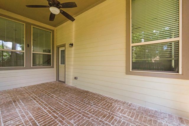 127 Fox Trail Road, Montgomery, TX 77316