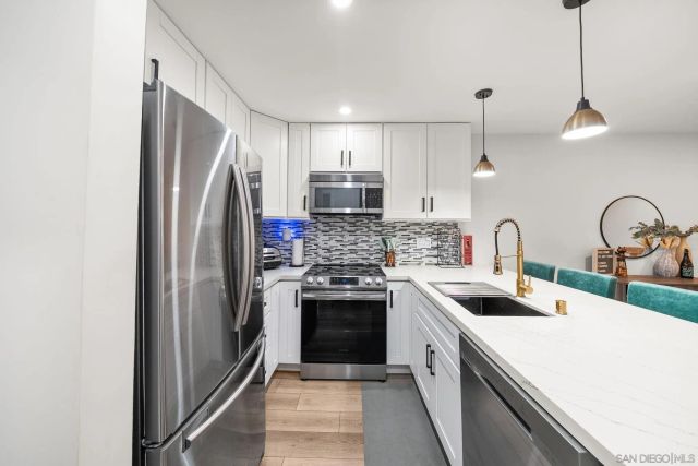 1124 Eureka 18, San Diego, CA 92110