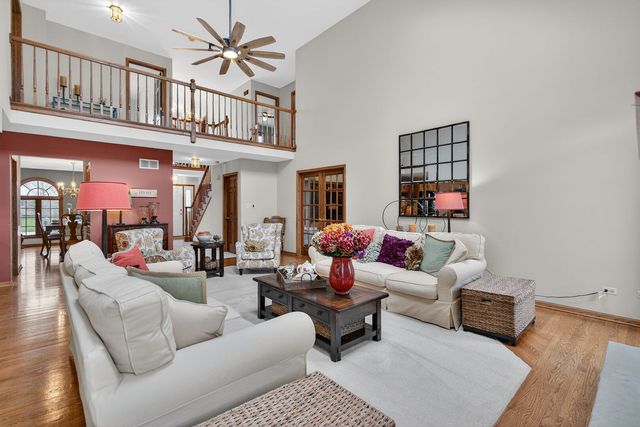 9200 174th Street, Tinley Park, IL 60487