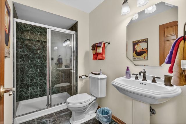 9200 174th Street, Tinley Park, IL 60487