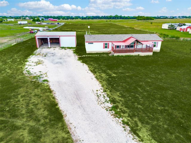 19928 County Road 590, Nevada, TX 75173
