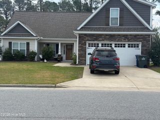 3813 E Baywood Lane, Greenville, NC 27834