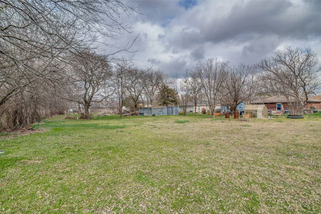 207 Caddo Street, Josephine, TX 75173