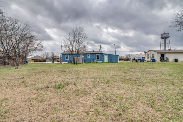 207 Caddo Street, Josephine, TX 75173