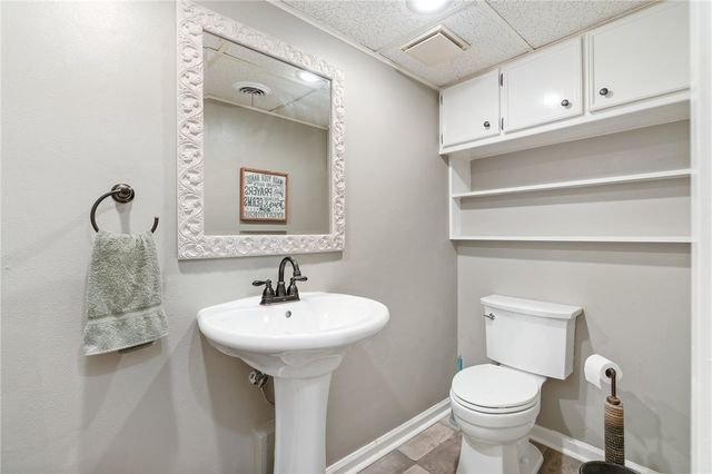 2355 Jackson League Circle, Brenham, TX 77337