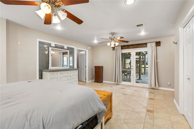 2355 Jackson League Circle, Brenham, TX 77337