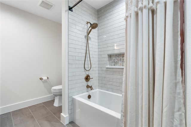 2355 Jackson League Circle, Brenham, TX 77337