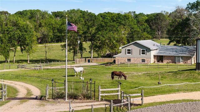 2355 Jackson League Circle, Brenham, TX 77337