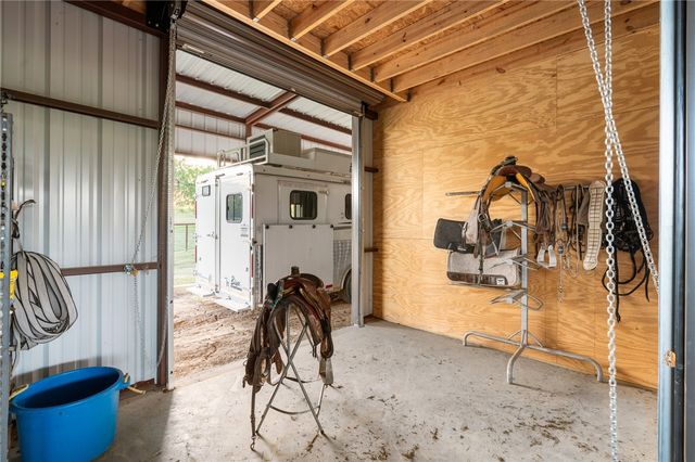 2355 Jackson League Circle, Brenham, TX 77337