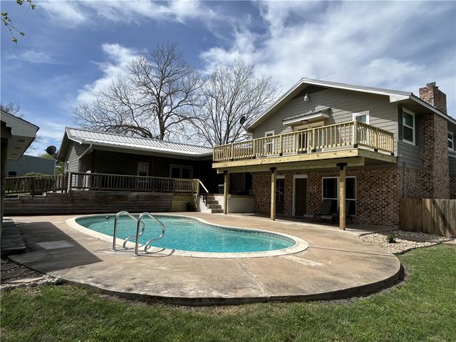 2355 Jackson League Circle, Brenham, TX 77337