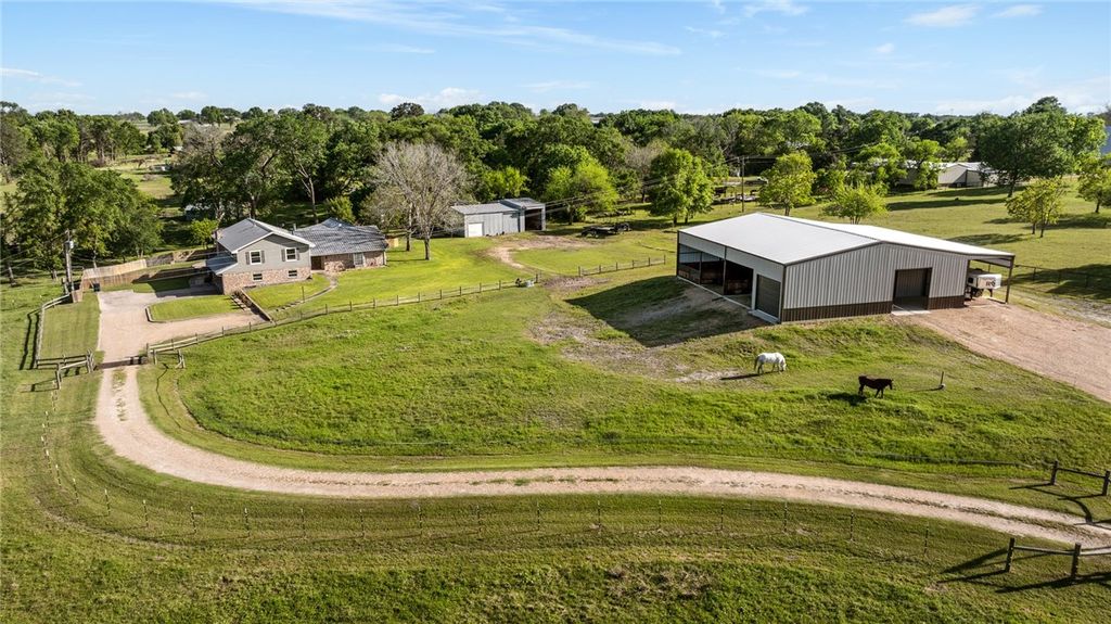 2355 Jackson League Circle, Brenham, TX 77337