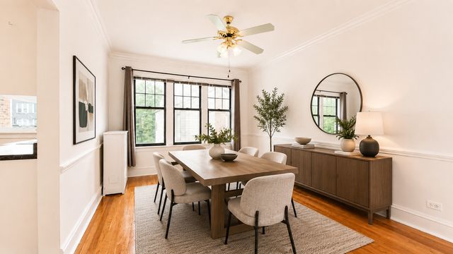 2208 W Winnemac Avenue APT2, Chicago, IL 60625