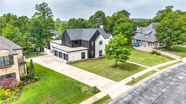 4488 Clear Creek Boulevard, Fayetteville, AR 72704