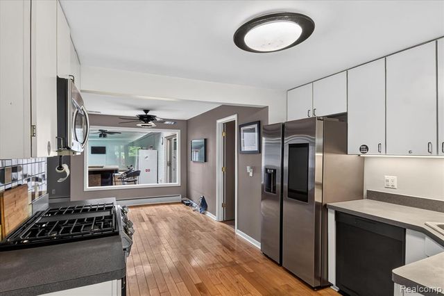 962 Sylvanwood Drive, Troy, MI 48085