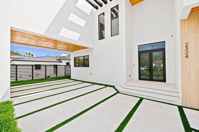 2324 SW 26th Street, Miami, FL 33133