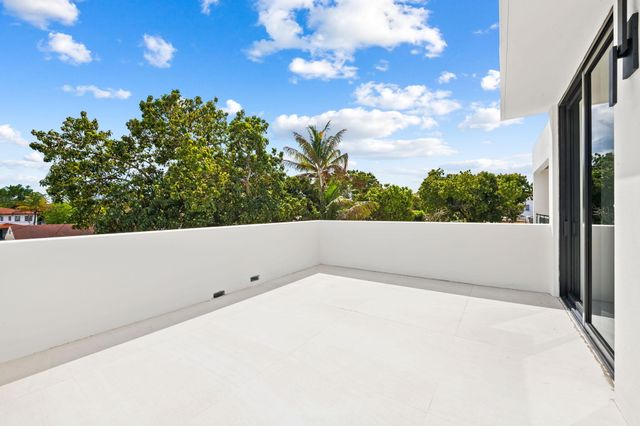 2324 SW 26th Street, Miami, FL 33133