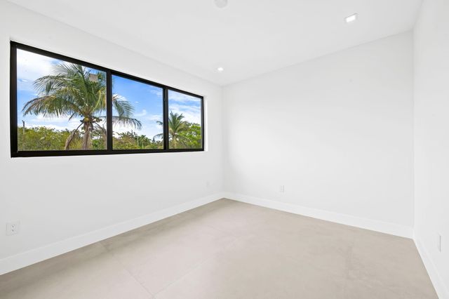 2324 SW 26th Street, Miami, FL 33133