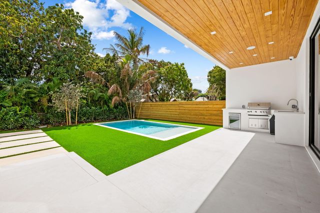 2324 SW 26th Street, Miami, FL 33133