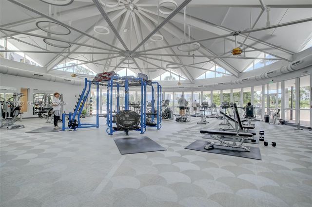 500 Three Islands Blvd 622, Hallandale Beach, FL 33009