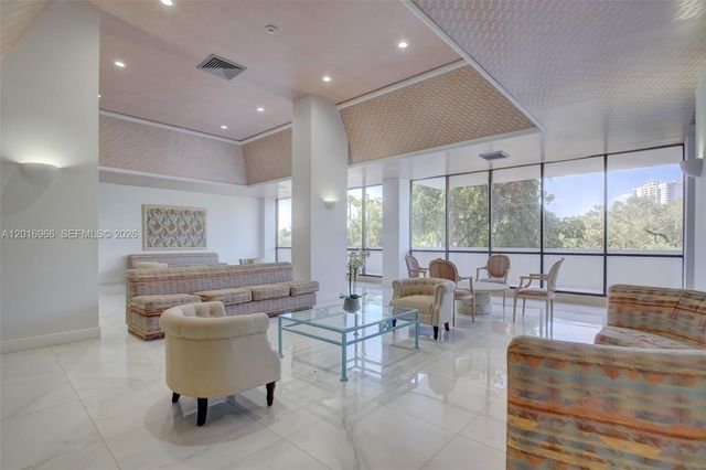 500 Three Islands Blvd 622, Hallandale Beach, FL 33009