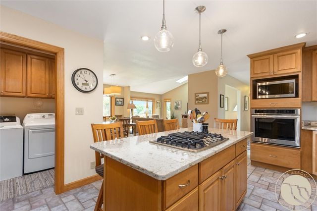1251 CHIPPER LANE, Huntley, MT 59037
