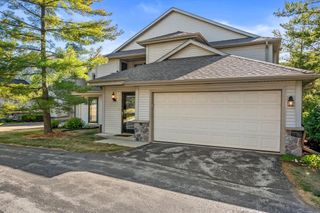 2264 Circle Ridge ROAD #D, Delafield, WI 53018