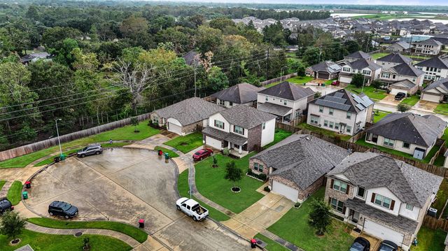 6911 Rosemont Court, Rosharon, TX 77583