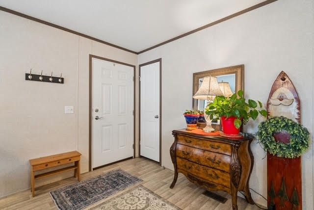 20 Parkvue Dr, Finleyville, PA 15332