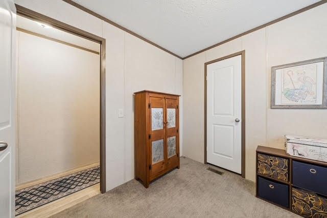 20 Parkvue Dr, Finleyville, PA 15332