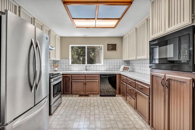 27879 State Highway 88, Pioneer, CA 95666