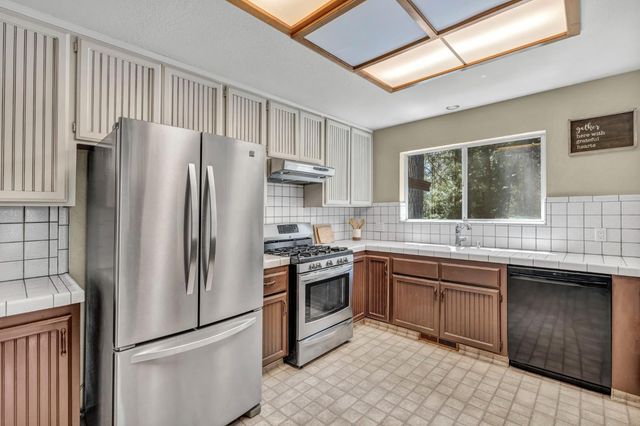 27879 State Highway 88, Pioneer, CA 95666