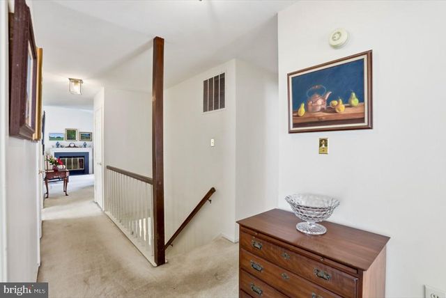 10913 ADARE DR, Fairfax, VA 22032
