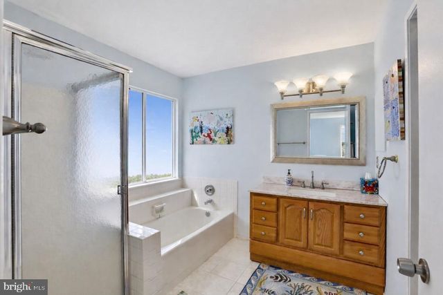 10913 ADARE DR, Fairfax, VA 22032