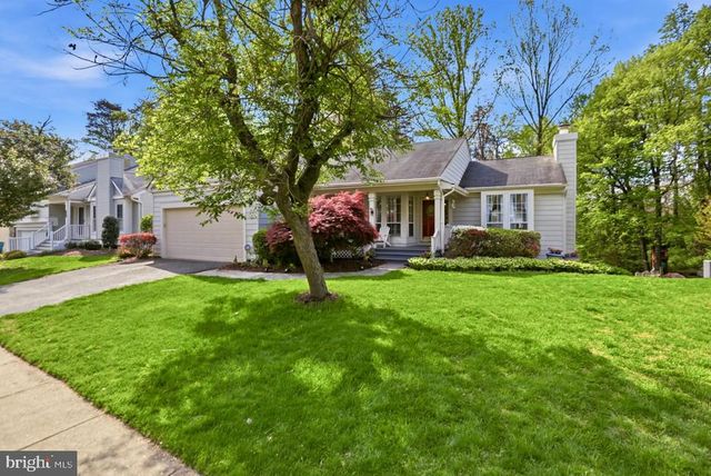 10913 ADARE DR, Fairfax, VA 22032
