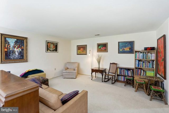10913 ADARE DR, Fairfax, VA 22032