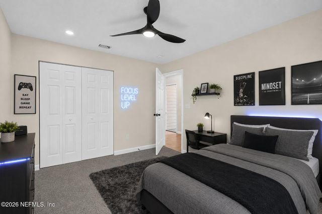 8626 NUSSBAUM Drive, Jacksonville, FL 32210