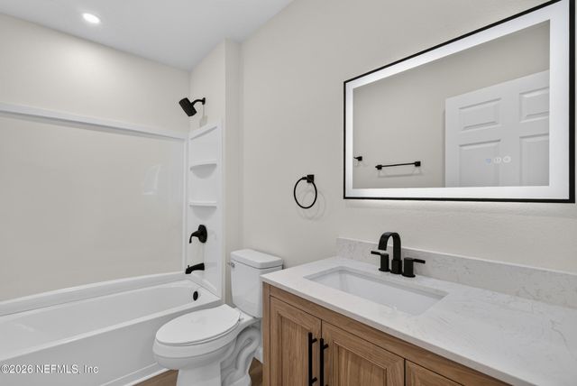 8626 NUSSBAUM Drive, Jacksonville, FL 32210