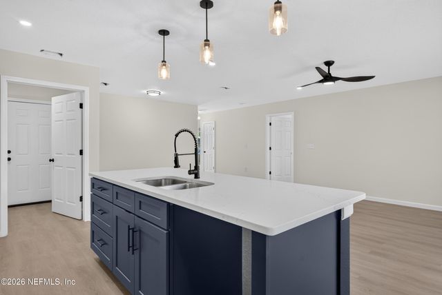 8626 NUSSBAUM Drive, Jacksonville, FL 32210