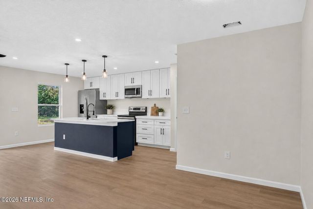 8626 NUSSBAUM Drive, Jacksonville, FL 32210