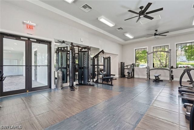 2560 Seychelles DR 1003, Naples, FL 34112